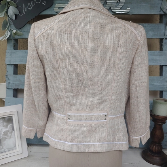 ⭐ Buy 3 get 1 free, WHBM - Picture 2 of 6